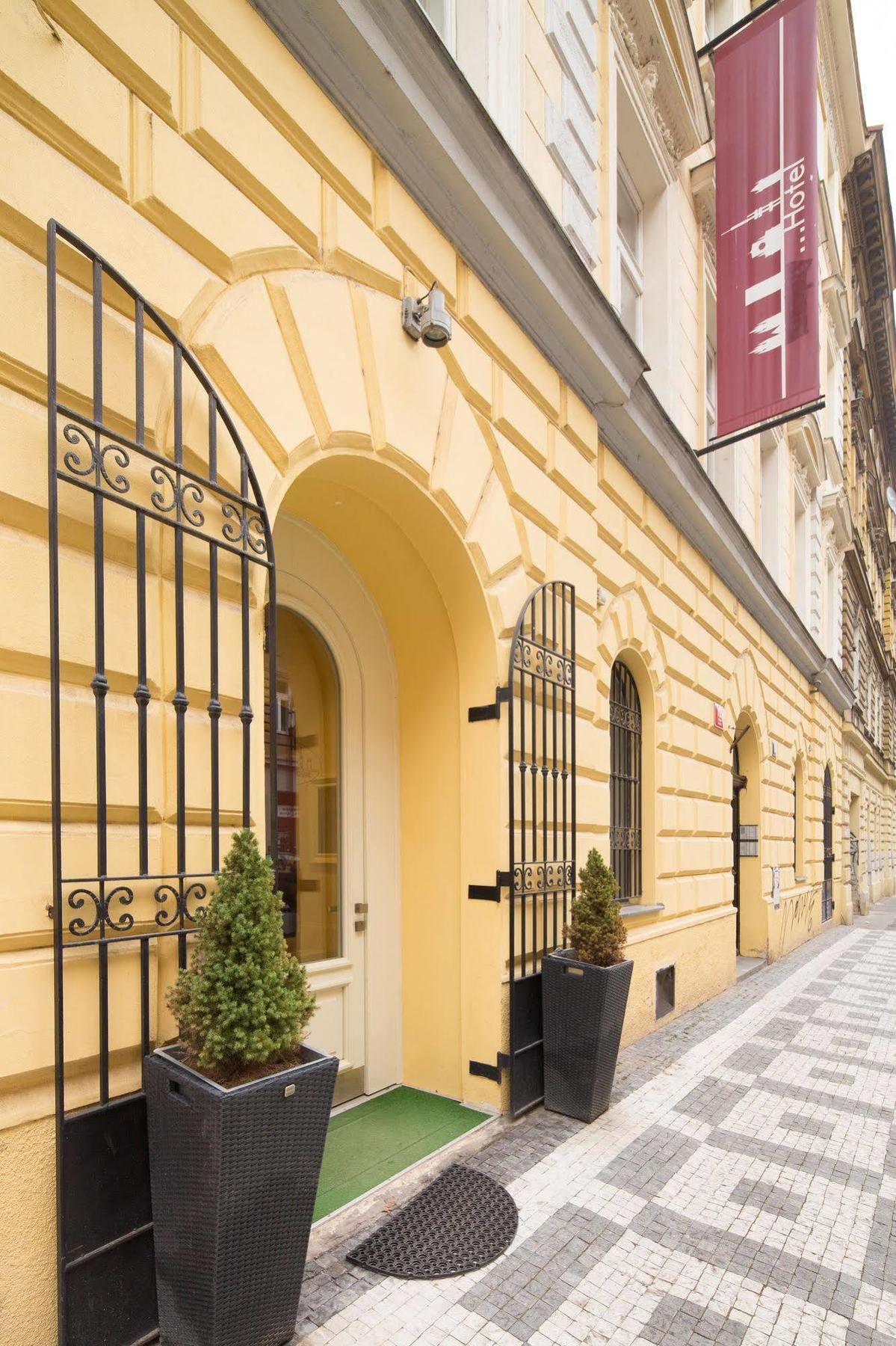 City Lounge Hotel Praga Exterior foto