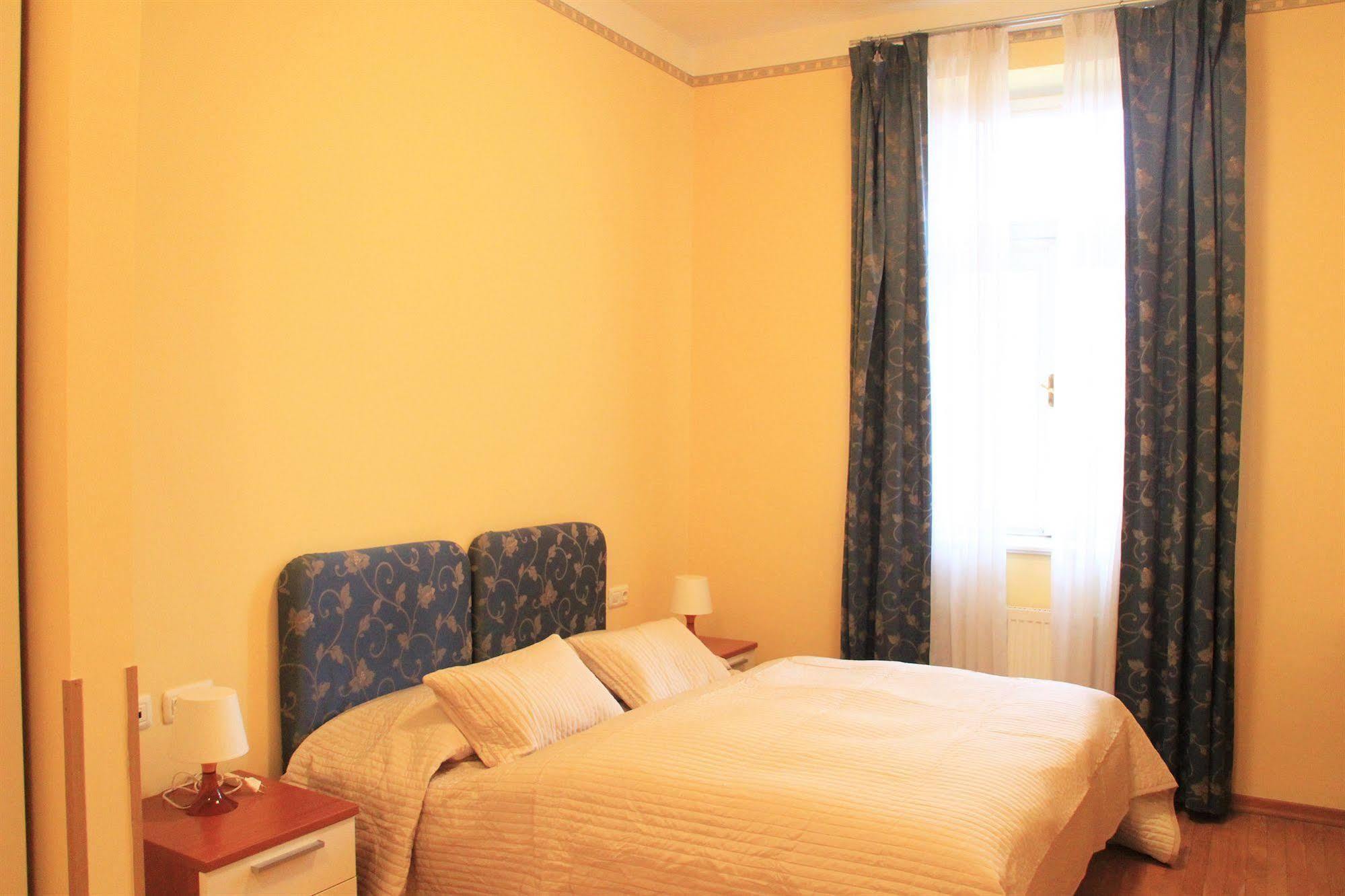 City Lounge Hotel Praga Exterior foto
